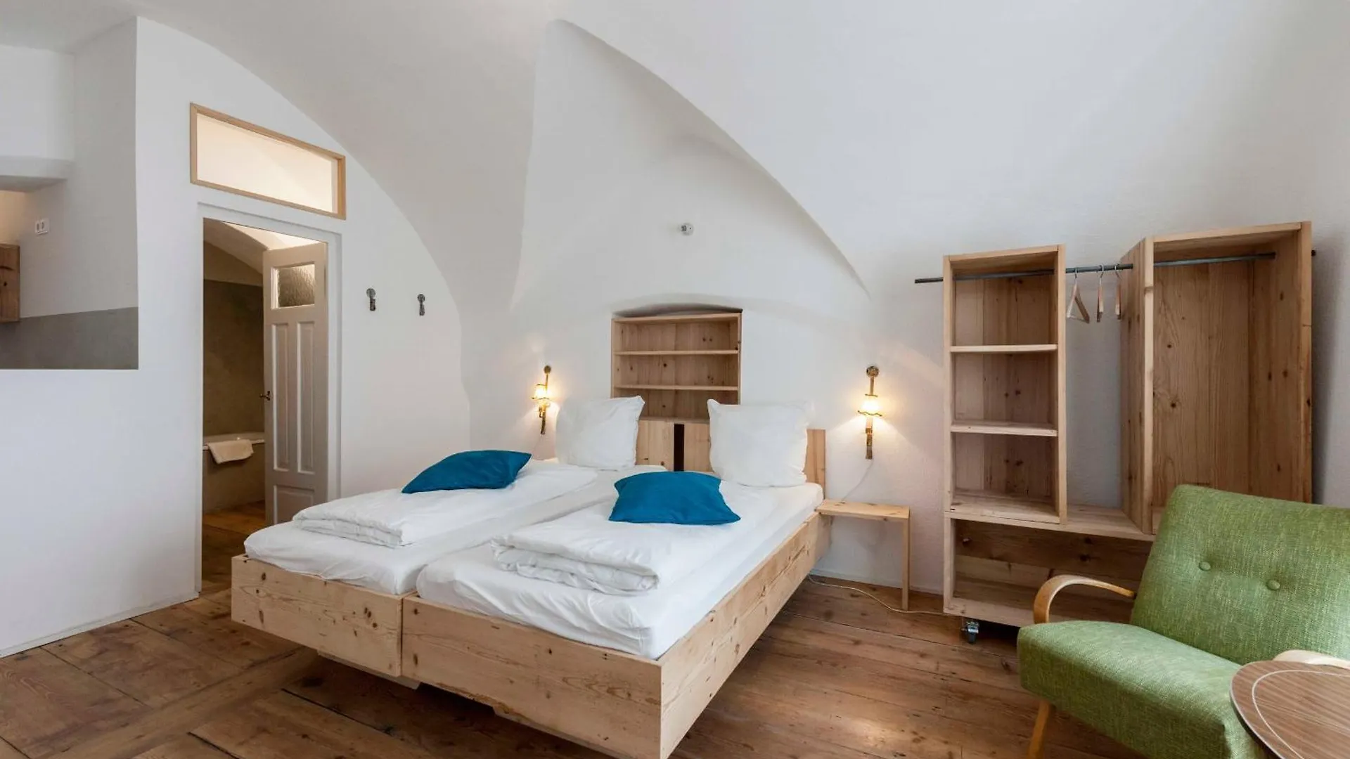 das-hornsteiner Passau 3*,