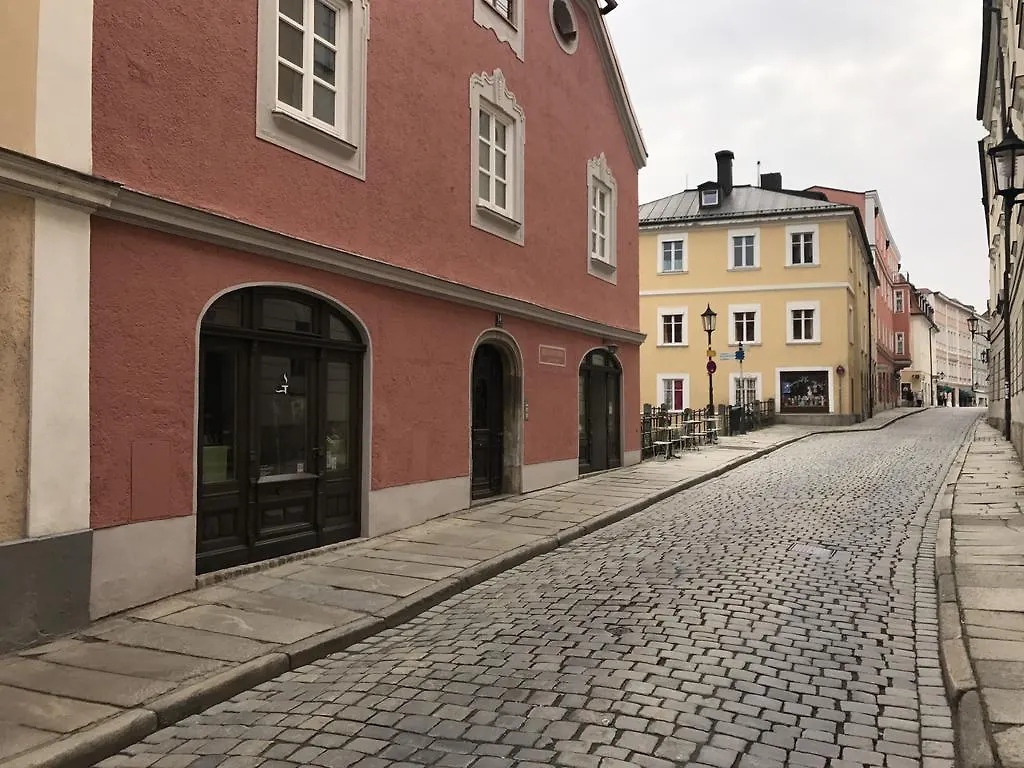 Das-Hornsteiner Passau 3*,  Németország